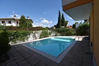 Basen w obiekcie Casa Emma with Pool - Happy Rentals lub w pobliżu