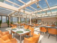 Restaurace v ubytování Eternity By Greenscape