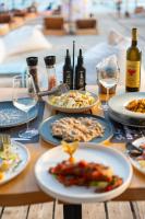 Jídlo v aparthotelu nebo okolí