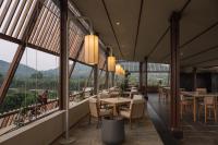 Nespecifikovaný výhled na hory nebo výhled na hory při pohledu z rezortu