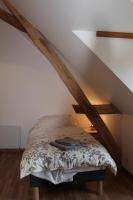 Posteľ alebo postele v izbe v ubytovaní Amazing renovated Loire Valley gite