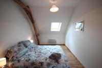 Posteľ alebo postele v izbe v ubytovaní Amazing renovated Loire Valley gite