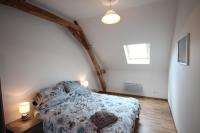 Posteľ alebo postele v izbe v ubytovaní Amazing renovated Loire Valley gite