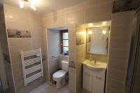 Kúpeľňa v ubytovaní Amazing renovated Loire Valley gite