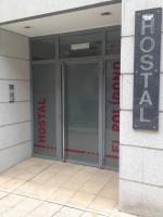 The facade or entrance of Hostal El Poligono