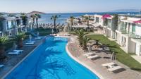 Bazén v ubytování Lugga Boutique Hotel & Beach nebo v jeho okolí