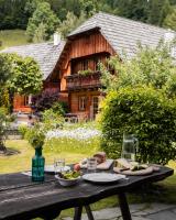 Ogród w obiekcie st martin chalets