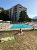 Bazén v ubytovaní Superbe appartement en résidence avec piscine. alebo v jeho blízkosti