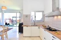 A kitchen or kitchenette at Villa Gran Canaria Specialodges