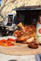 Jídlo v penzionu nebo okolí