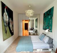 Posteľ alebo postele v izbe v ubytovaní Art & Design 3 rooms apartment in city center