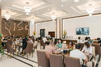 Gæster der bor på Menrva Hotel