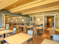 Un restaurante u otro lugar para comer en KAMENOI HOTEL Nachi Katsuura Kumano Kodo