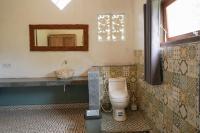 Urbanview Villa Pondok Uma Sari near Ubudにあるバスルーム