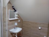 Koupelna v ubytování Apartmány u lesa