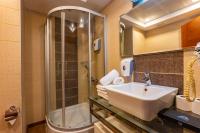 Koupelna v ubytování Karya Family Resort Hotel All Inclusive