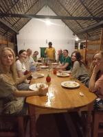 Επισκέπτες που μένουν στο Dark waves villa