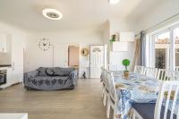 Kuchyň nebo kuchyňský kout v ubytování Villa Costa Adeje