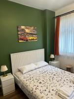 Postel nebo postele na pokoji v ubytování Yellowhouse Room 2