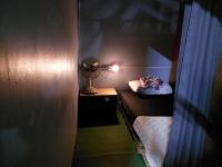 Postel nebo postele na pokoji v ubytování HostelBed and Retreat Phitsanulok