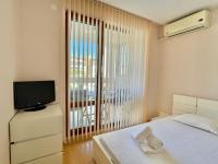 Postel nebo postele na pokoji v ubytování Prestige Fort Aparthotel - Private apartment - BSR - 1