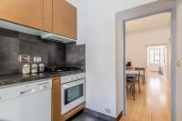 Kuchyňa alebo kuchynka v ubytovaní BBHOME Comfort apartment near Colosseum