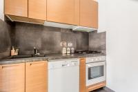 Kuchyňa alebo kuchynka v ubytovaní BBHOME Comfort apartment near Colosseum