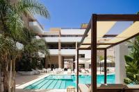 Sapphire Blue Suitesの敷地内または近くにあるプール