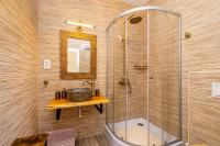 Kúpeľňa v ubytovaní Holiday house Villa Šilo