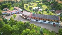 Letecký snímek ubytování Hotel Racek