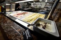 Φαγητό σε αυτό το ξενοδοχείο διαμερισμάτων ή κάπου εκεί κοντά