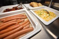 Jídlo v aparthotelu nebo okolí