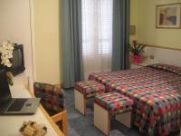 Posteľ alebo postele v izbe v ubytovaní Hotel L'Approdo