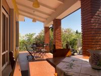 A balcony or terrace at VILLA GHIANDARE