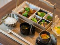 Comida en el hotel o alrededores