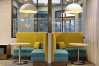Hampton Inn Spokane Airportにあるシーティングエリア