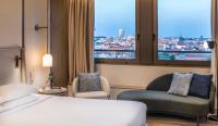 Postel nebo postele na pokoji v ubytování Hotel Princesa Plaza Madrid