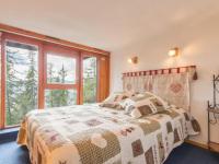 Łóżko lub łóżka w pokoju w obiekcie Duplex rénové calme 6/7 pers. avec balcon - FR-1-346-332