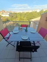 Balkón alebo terasa v ubytovaní Appartement T2 Cabine, mezzanine Saint Pierre la mer 4oliv41