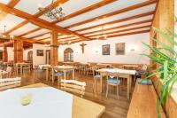 Restaurace v ubytování Gasthof Maria Kirchental