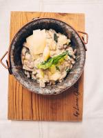 Jídlo v hotelu nebo okolí