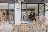 Reštaurácia alebo iné gastronomické zariadenie v ubytovaní Apartamentos Es Pujols - Emar Hotels