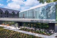 una vista exterior de un edificio en The Heartwood, en Poughkeepsie