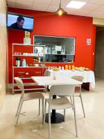 TV a/nebo společenská místnost v ubytování QAIPU HOTEL