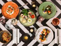 Đồ ăn tại/gần khách sạn