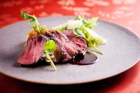 Jídlo v hotelu nebo okolí