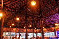 Un restaurant sau alt loc unde se poate mânca la Phi Phi Phu Chalet Resort