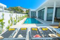 Bazén v ubytování Villa Romeo With Private Pool nebo v jeho okolí