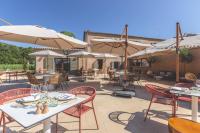 Εστιατόριο ή άλλο μέρος για φαγητό στο Le Baguier