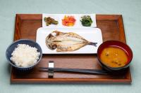 Jídlo v hotelu nebo okolí